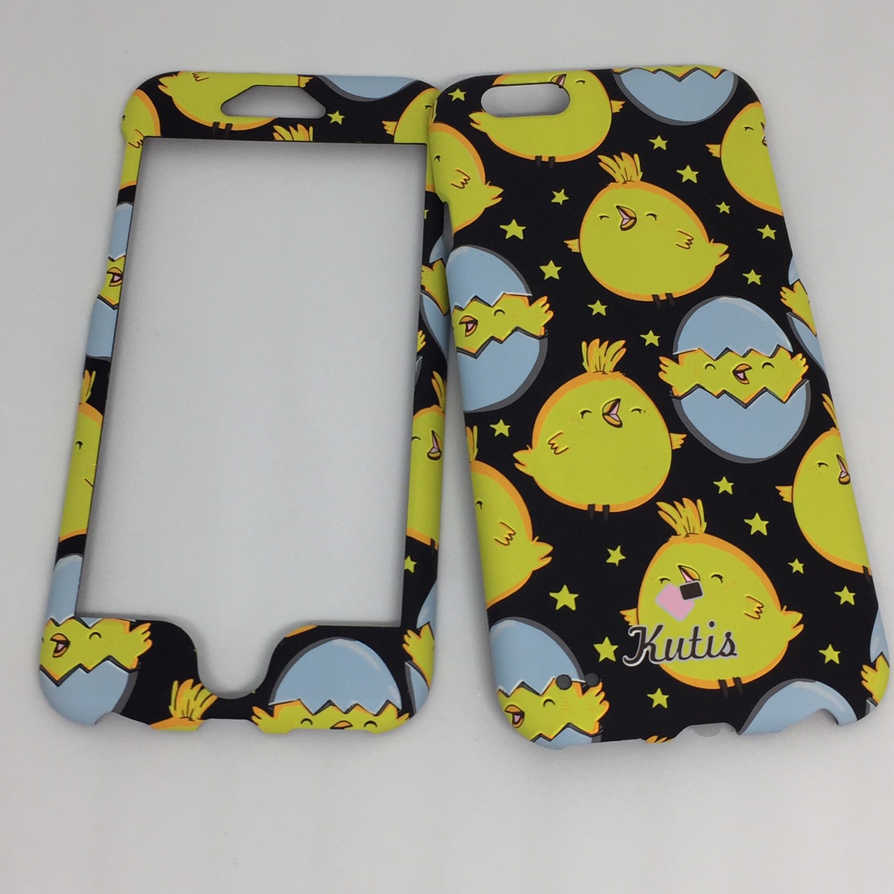 เคสคูทิส (Kutis) ไอโฟน6,6S(ลายลูกเจี๊ยบออกจากไข่สีดำ)
