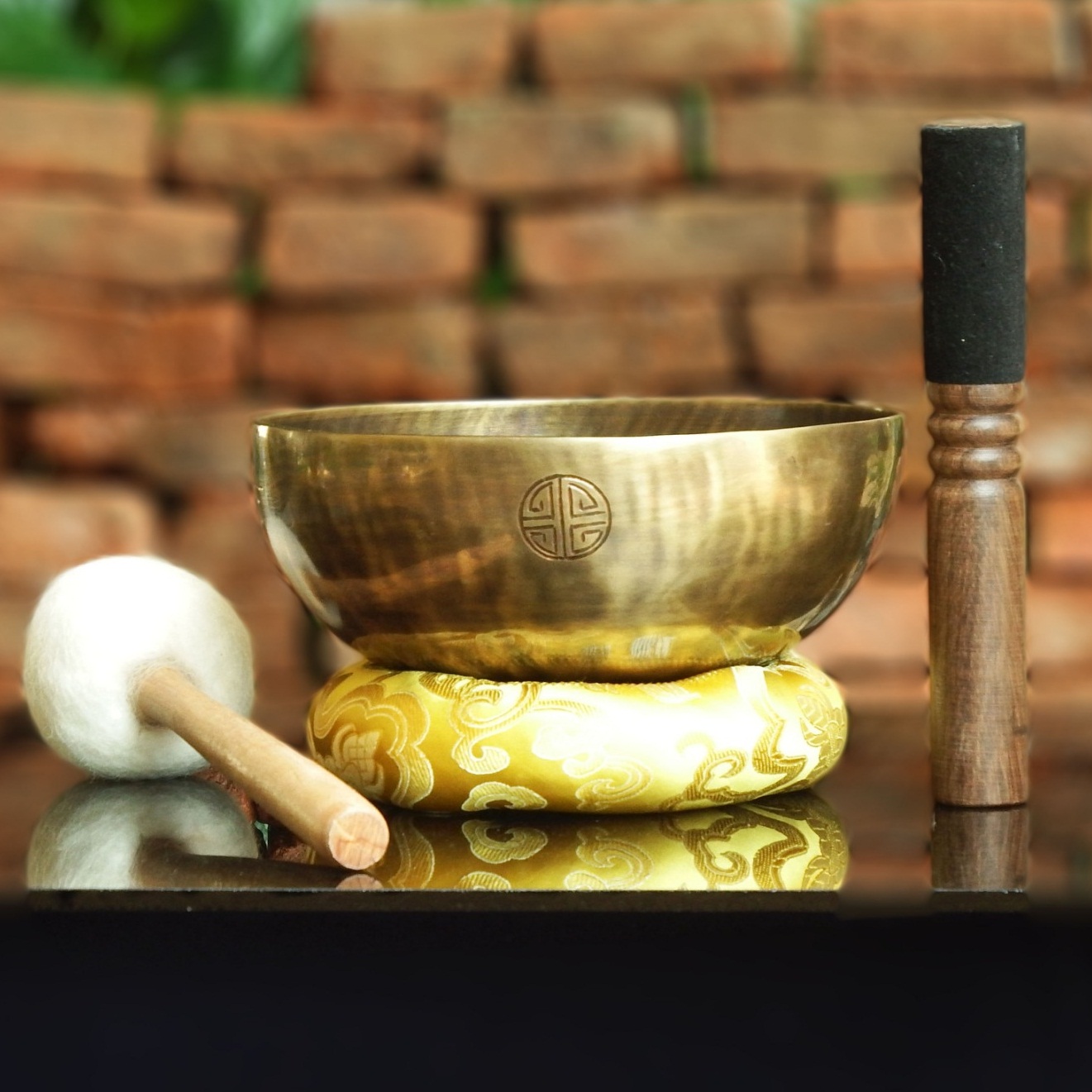 ขันทิเบต(ทองเหลือง) Tibetan Singing Bowl งานทำมือโดยช่างฝีมือชาวเนปาล (17 cm.)