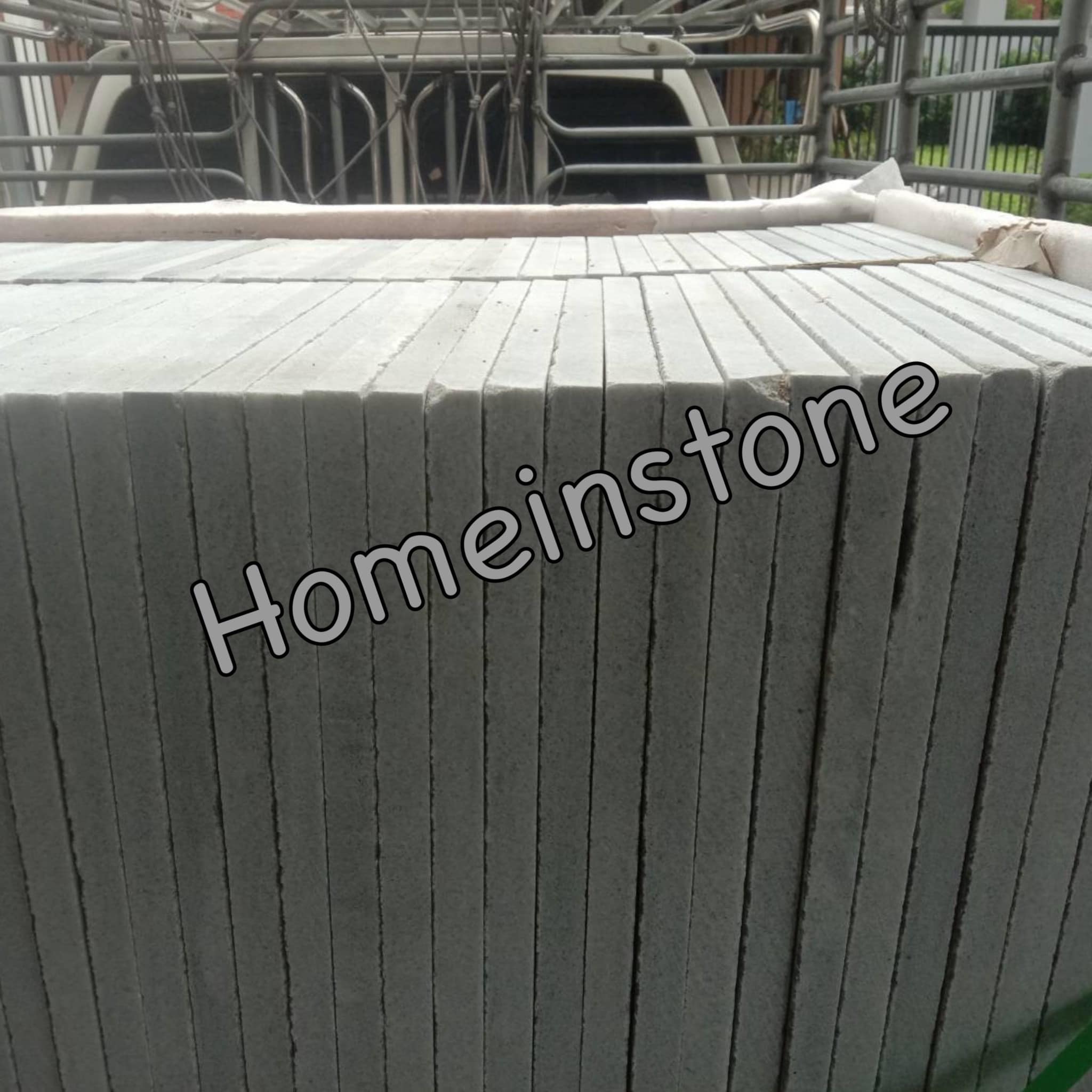 หินตกแต่งธรรมชาติ Crystal Black 30x60