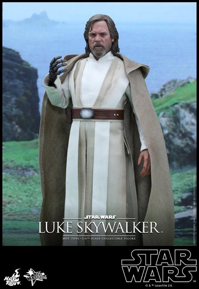 Hot Toys MMS390 STAR WARS: THE FORCE AWAKENS - LUKE SKYWALKER