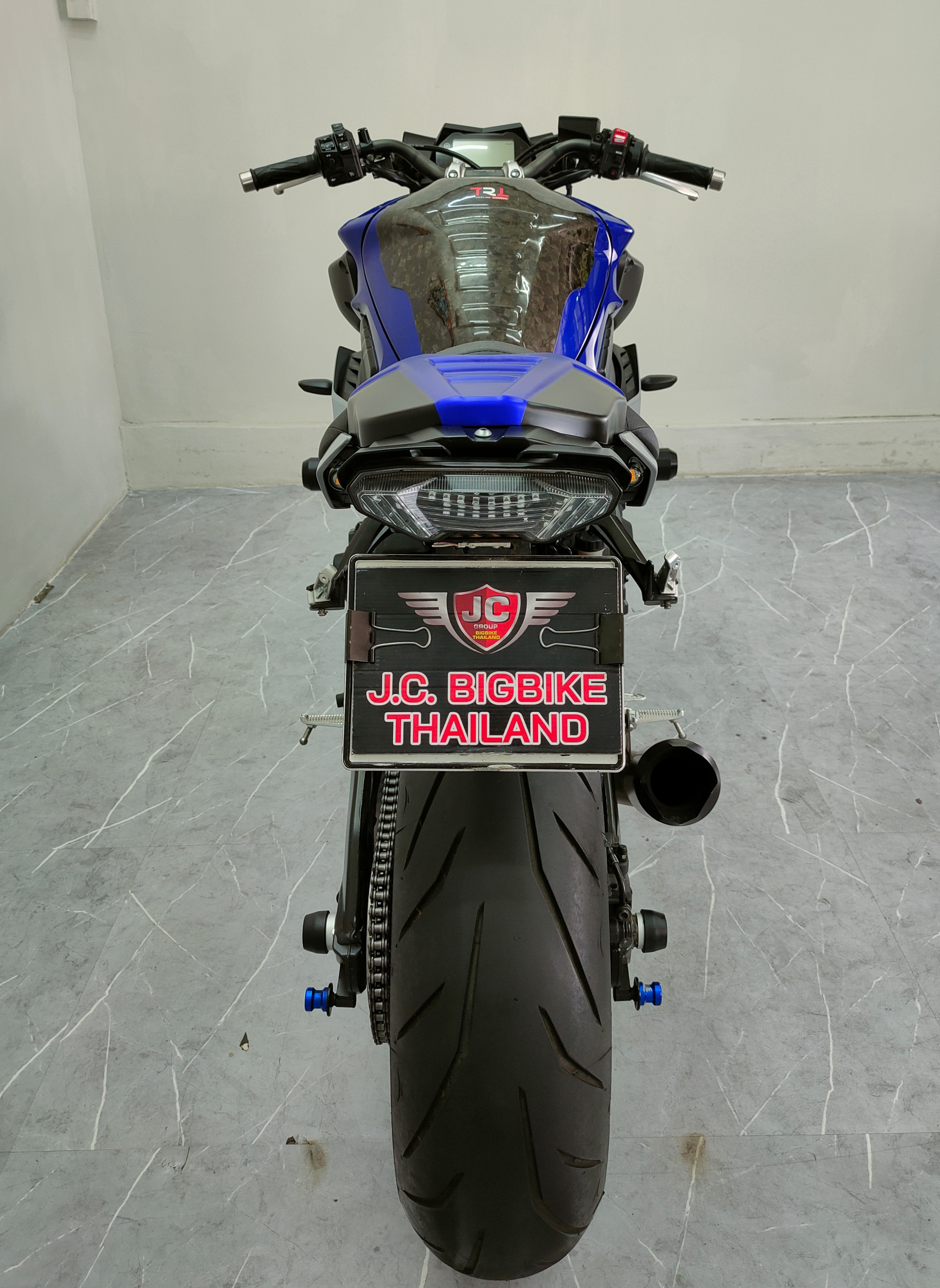 Naked รุ่นใหญ่ขวัญใจสาย torque 💢 YAMAHA MT10 เครื่องเดียวกับ R1 รถจดปี 2020 มาพร้อมโปรโมชั่นโดนๆ....มาแต่ตัวกับหัวใจ 😘