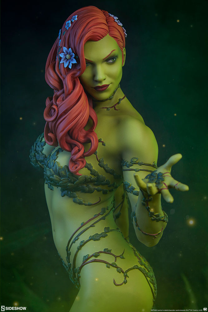 Poison Ivy - Premium Format™ Figure by Sideshow Collectibles