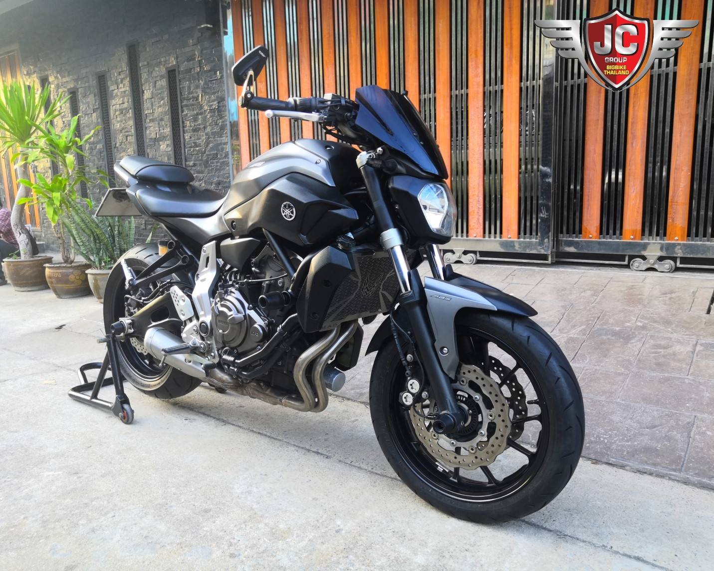 MT07รถปลายปี 2015 ของแต่งพอกรุ๊บกริ๊บ