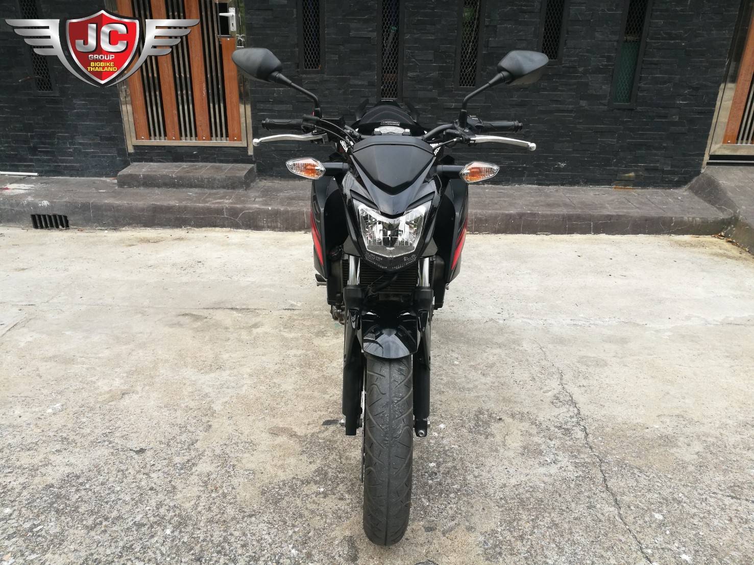 ดาวน์ 900 บาท CB300F ABS 2017รถบ้านมือเดียว มาใหม่