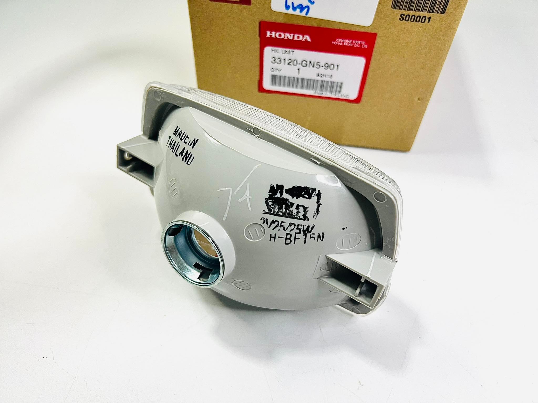 ไฟหน้าดรีมคุรุสภา แท้ศูนย์ บ31