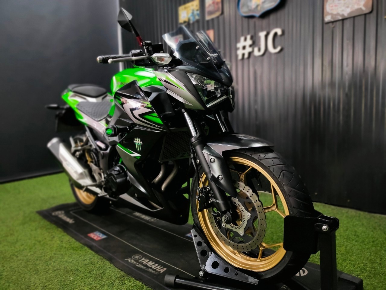 💥ไม่ต้องดาวน์+ไม่ต้องค้ำ...ผ่อนเบาๆ💥 รถบ้านแท้ใช้งานน้อย Kawazaki Z300abs จดปี 2017 ไมล์9พันสวยๆใสๆ