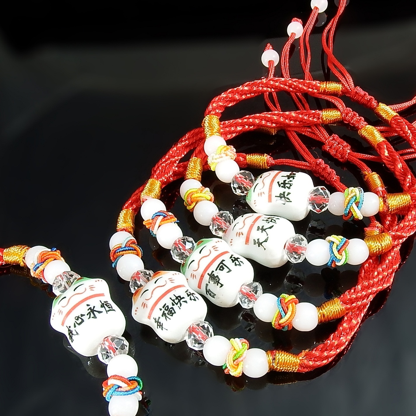 ข้อมือแมวกวัก Lucky Cat เครื่องรางนำโชคจากญี่ปุ่น