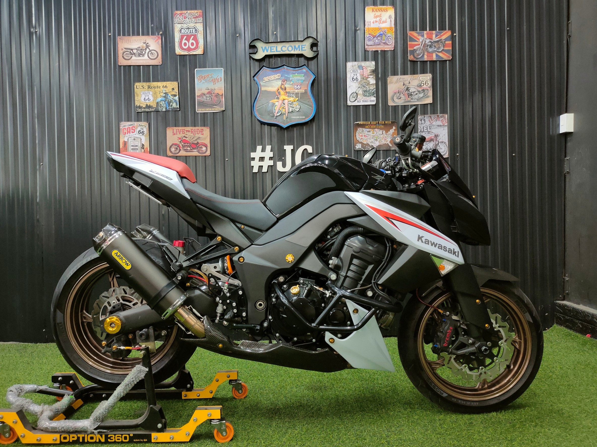 📣หล่อแบบตะโกนเลย...แต่งร่วมแสน‼️ #Z1000 Limited Edition 2013 ไมล์น้อยหมื่นโล พร้อมขี่หล่อทันที