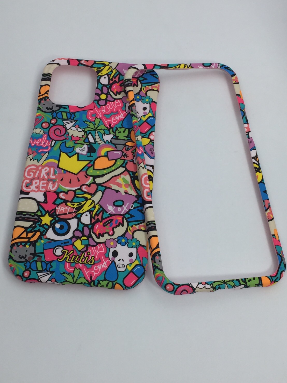 เคสคูทิส(Kutis)เคสไอโฟน12/12PRO(ลายStreet)มาใหม่ เคสประกบหน้า-หลัง เคสเรืองแสง เคสลายวินเทจ ร้านSuperhero Klongthom