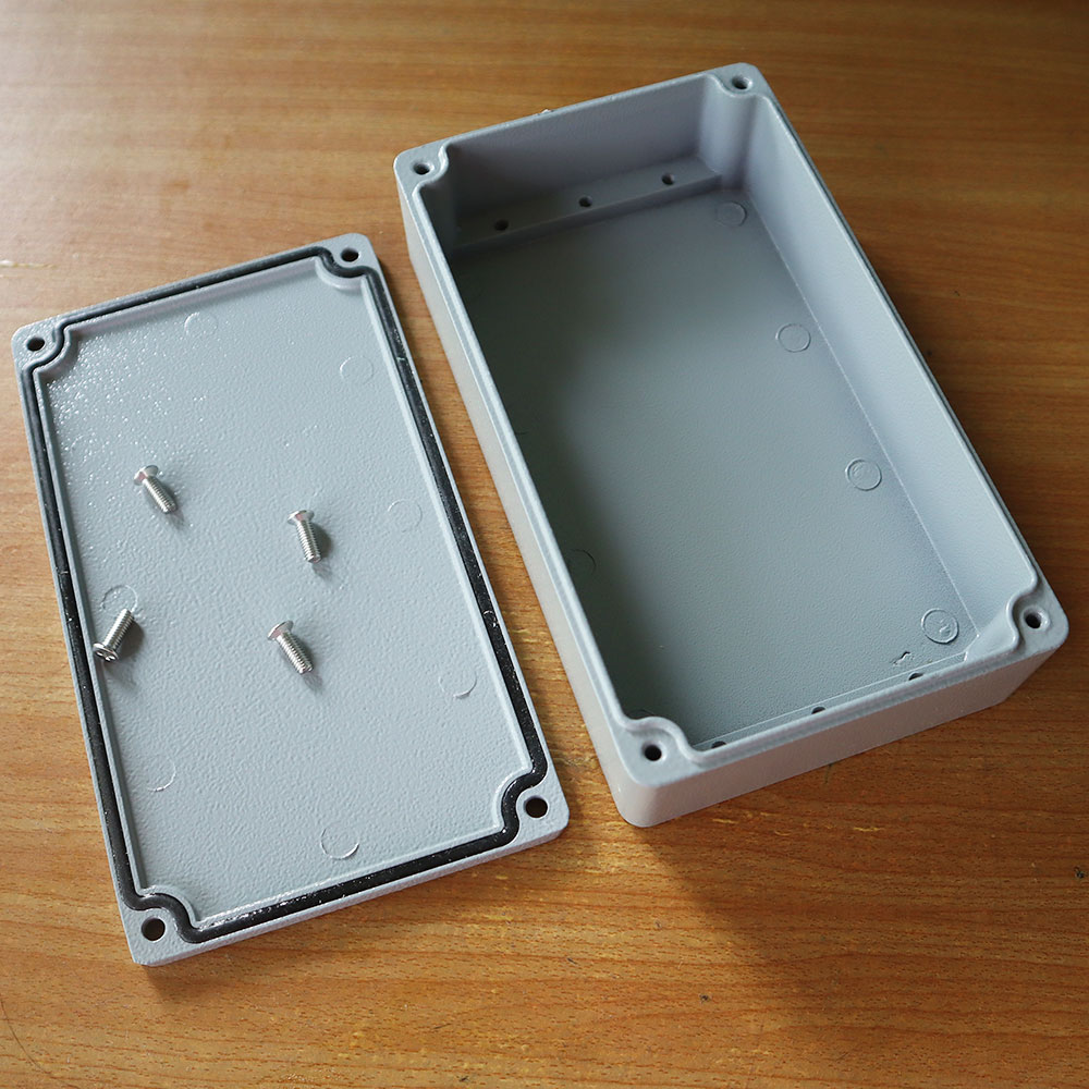กล่องอลูมิเนียมกันน้ำ IP66 สีเทา ขนาด 165 X 95 X 39 มม. (P)