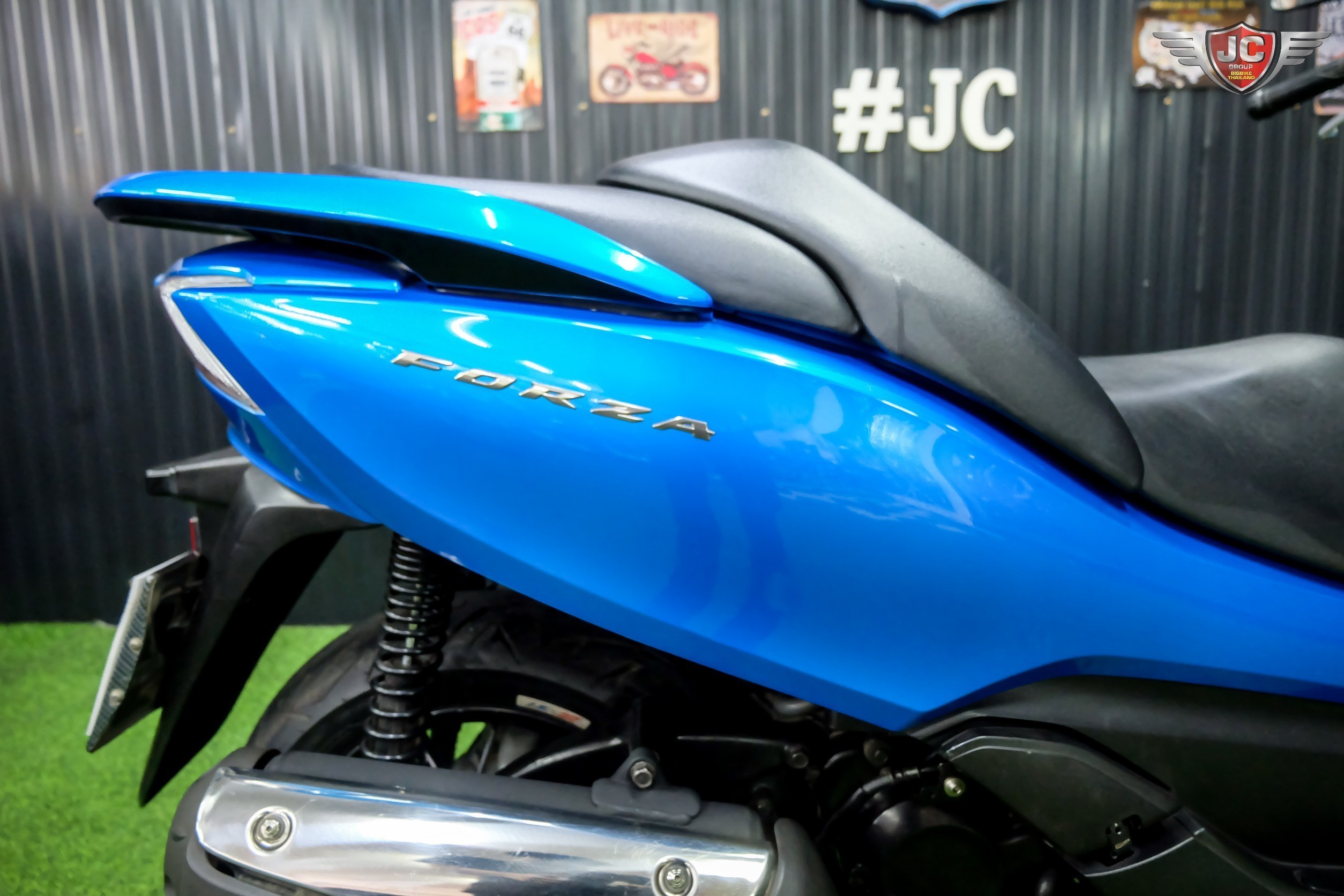 🦉 มาแรงจิงช่วงนี้....เจ้านกฮุก 🦉 FORZA300 รถปี 2017 สวยใสพร้อมใช้