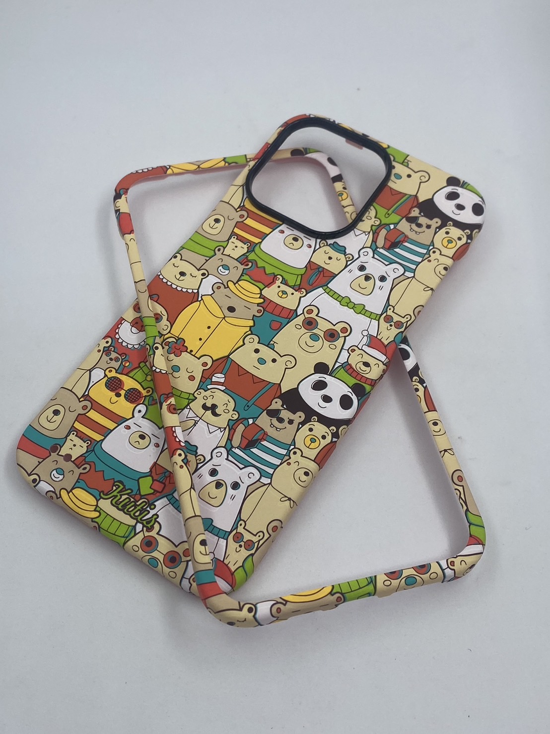 เคสคูทิส(Kutis)เคสไอโฟน15PROMAX(ลายหมีหมู่)มาใหม่ เคสประกบหน้า-หลัง เคสเรืองแสง เคสลายวินเทจ ร้านSuperhero Klongthom