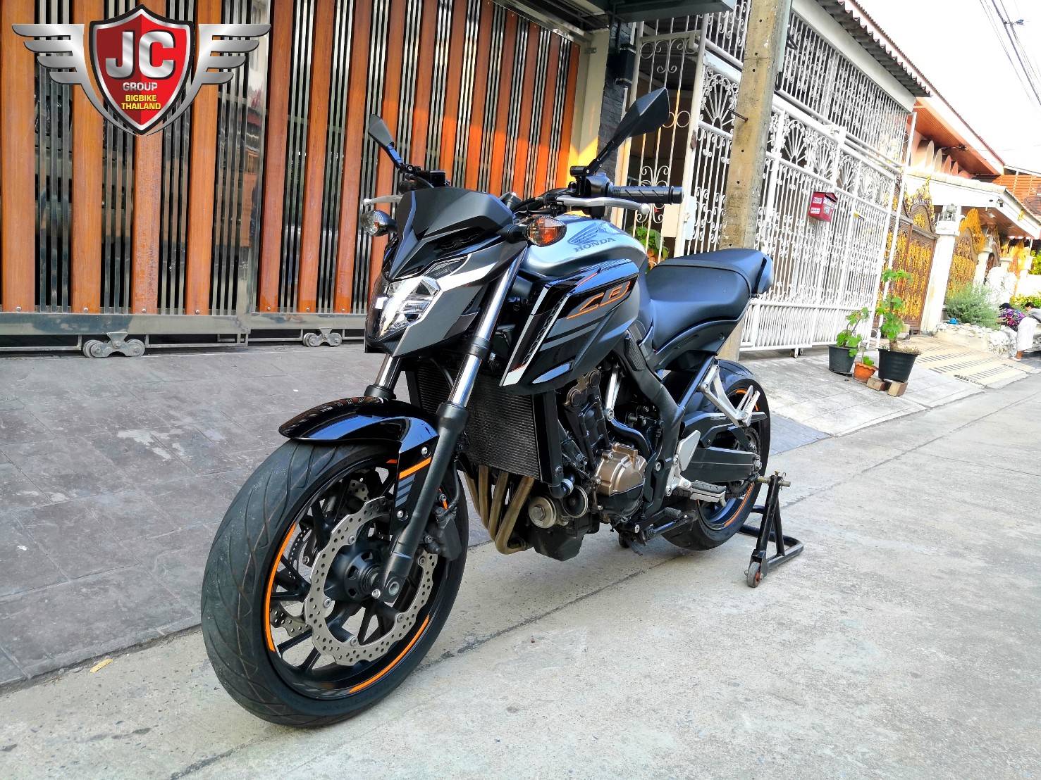CB650 F โฉม Led จดทะเบียนปี 2017 สภาพสวยเด็ด