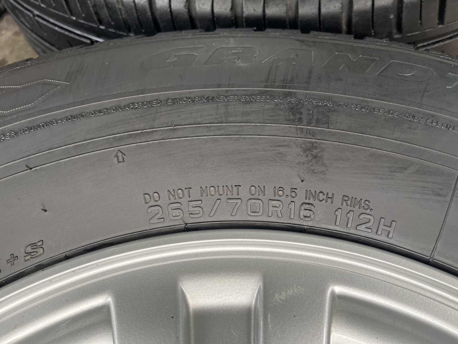 ✨ล้อแม็ก 6รู139✨Mitsu Pajero ขอบ 16 แถมยาง 265-70-16 Dunlop ปี 20