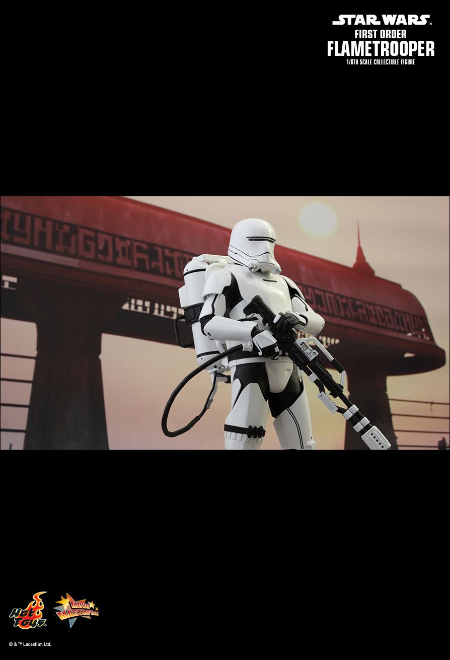 Hot Toys MMS326 SW:THE FORCE AWAKENS - FIRST ORDER FLAMETROOPER