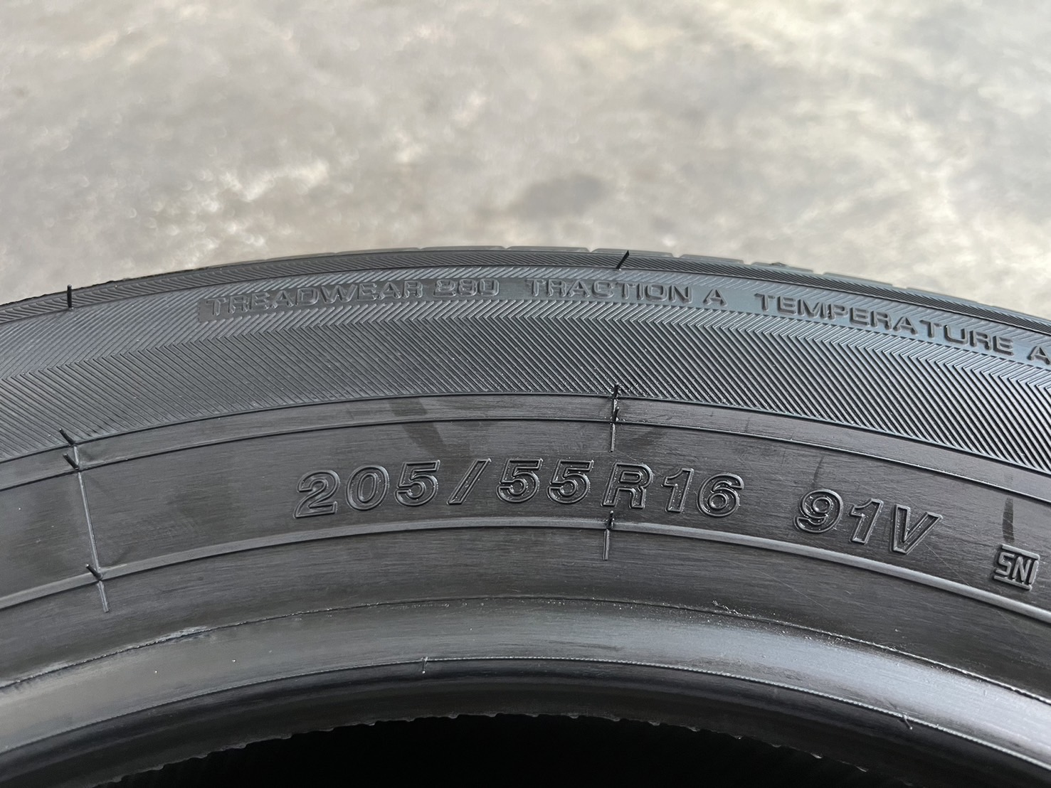 ♨️ปี 24♨️✨ยางใหม่💯✨205-55-16 Yokohama💖ใหม่กริ๊บ💖