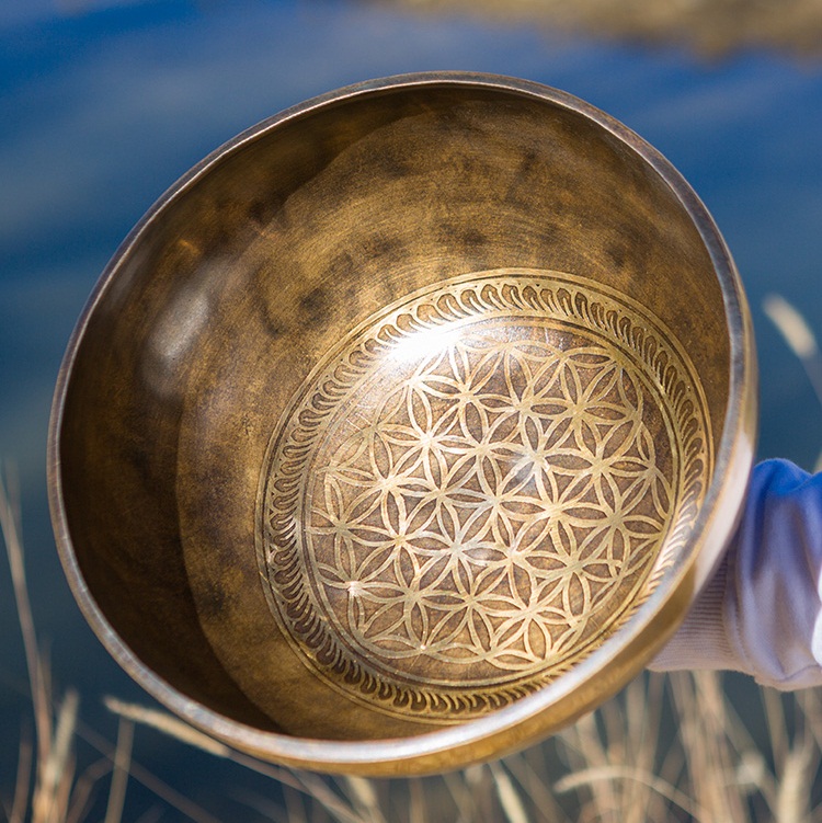 Tibetan Singing Bowl ขันทิเบต(ทองเหลือง) งานทำมือโดยช่างฝีมือชาวเนปาล