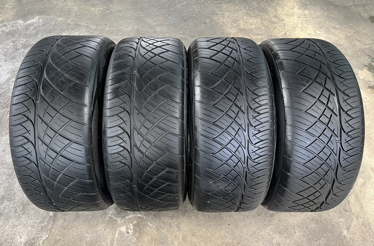 ✨ล้อแม็กแต่งพร้อมยาง✨6รู139✨E1SE ขอบ 18💖สภาพดี💖