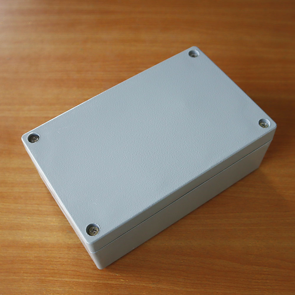 กล่องอลูมิเนียมกันน้ำสีเทา ขนาด 160 X 100 X 60 มม.