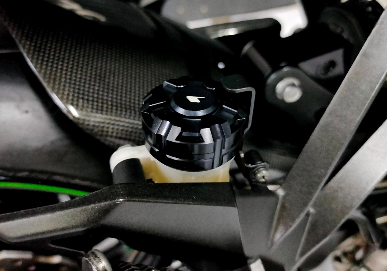 🦏 1ใน100 จัดเต็มคาราเบ๊ล❗❗ KAWASAKI Z1000 ปี2014 "เจ้าของเดียว" แต่งแท้แทบทั้งคัน...เด็ดแค่ไหนไปดูกัน 😁