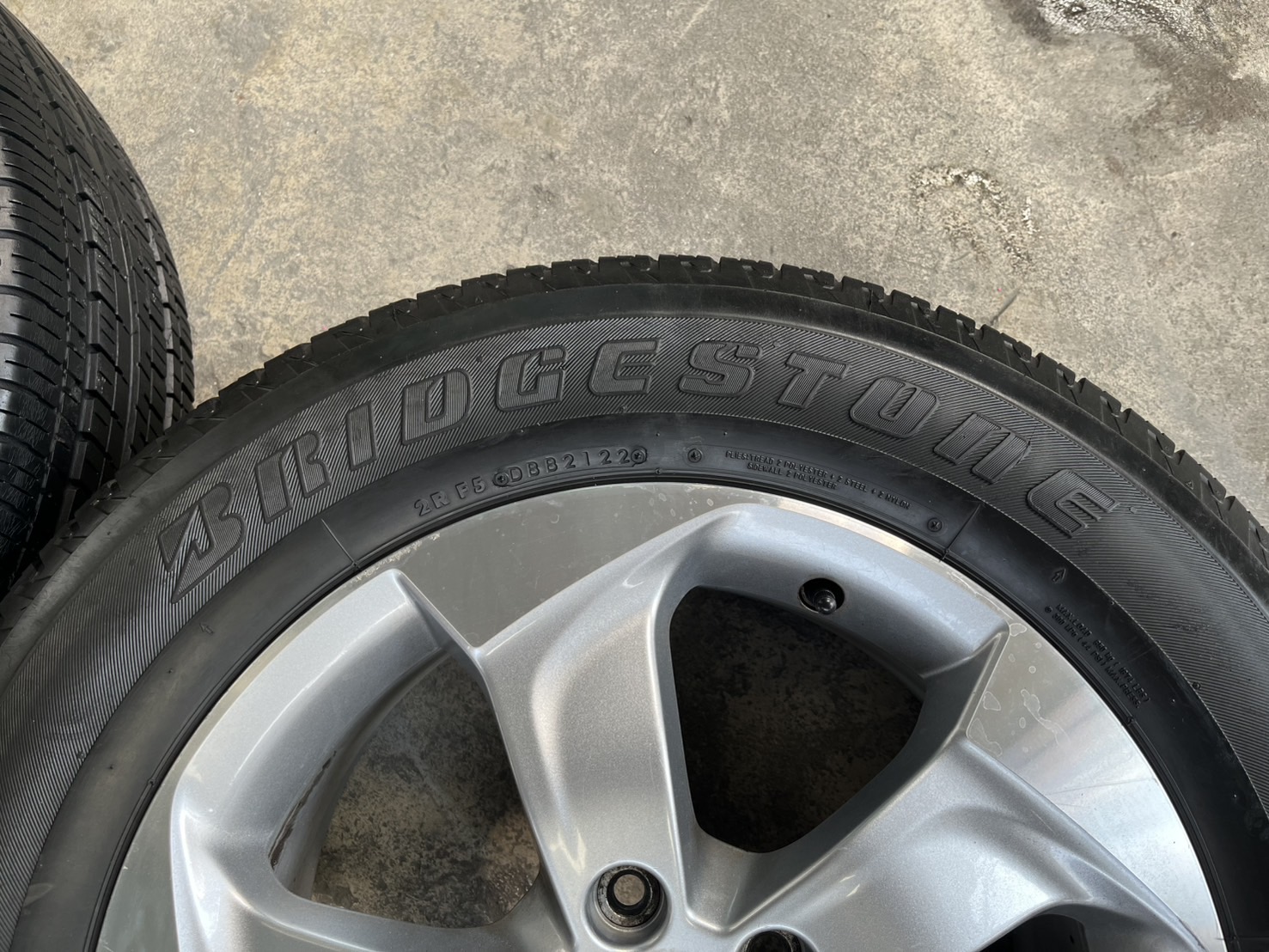 ✨ล้อแม็ก 5รู114✨Honda ขอบ 17 สีบอร์นหน้าเงา แถมยาง 225-65-17 Bridgestone