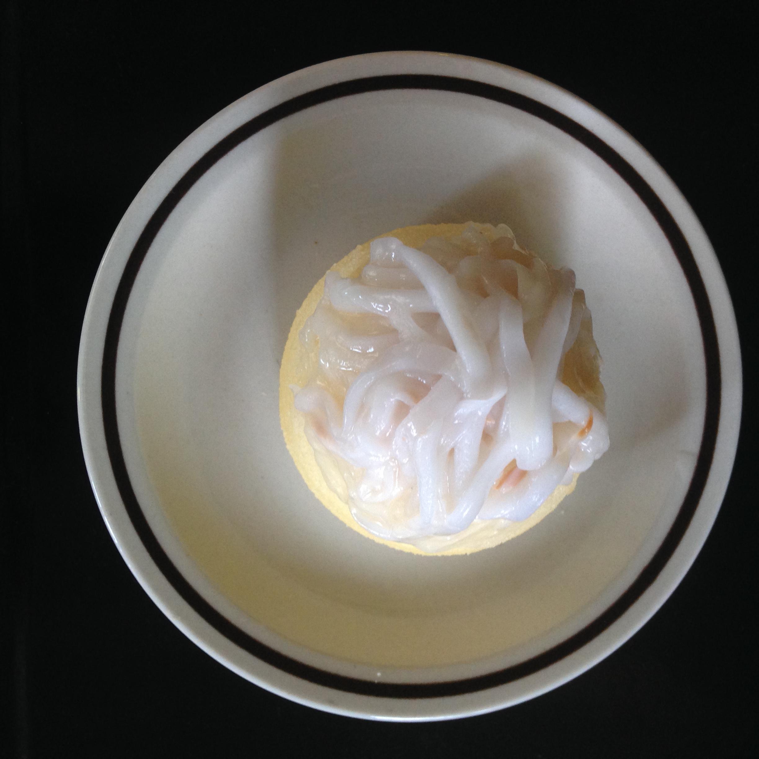 เค้กบอลมะพร้าวอ่อนลาวา Young Coconut Ball Lava Cake