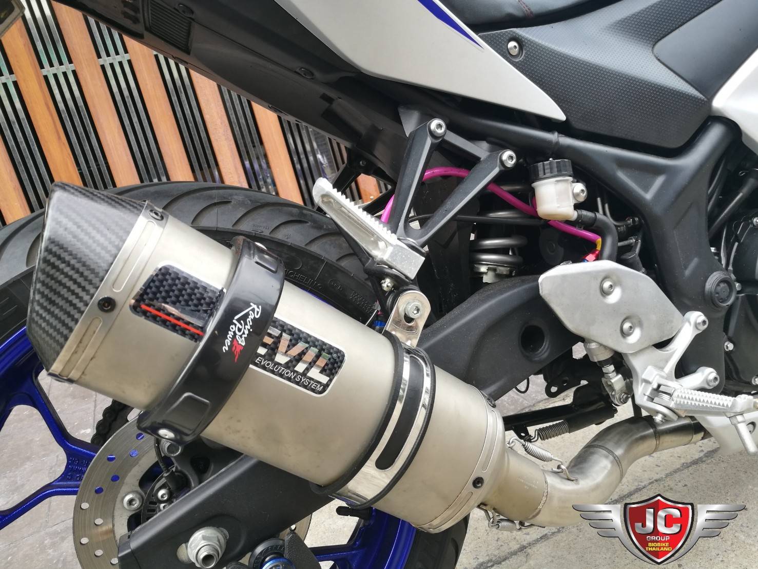 รถบ้านแท้ไม่ประมูล ไมล์น้อย 9พันโล จัดเต็มขอบอก