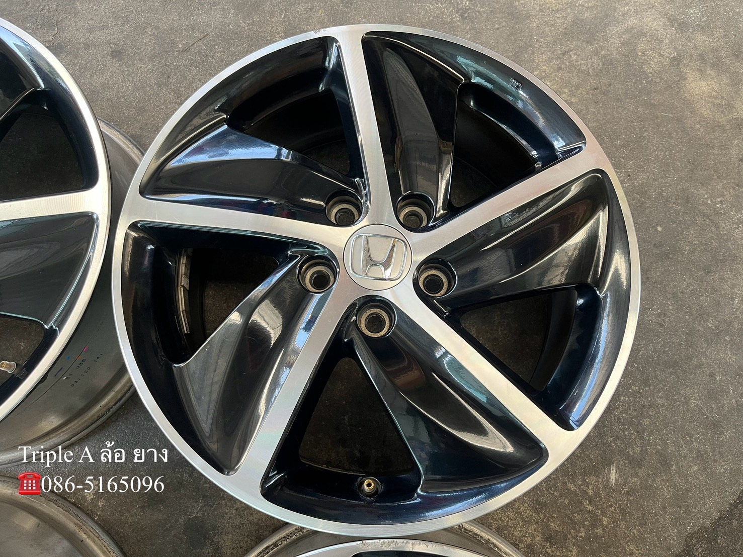 ✨ล้อแม็ก 5รู114✨Honda HRV ตัวท็อป ขอบ 17 ดำหน้าเงา