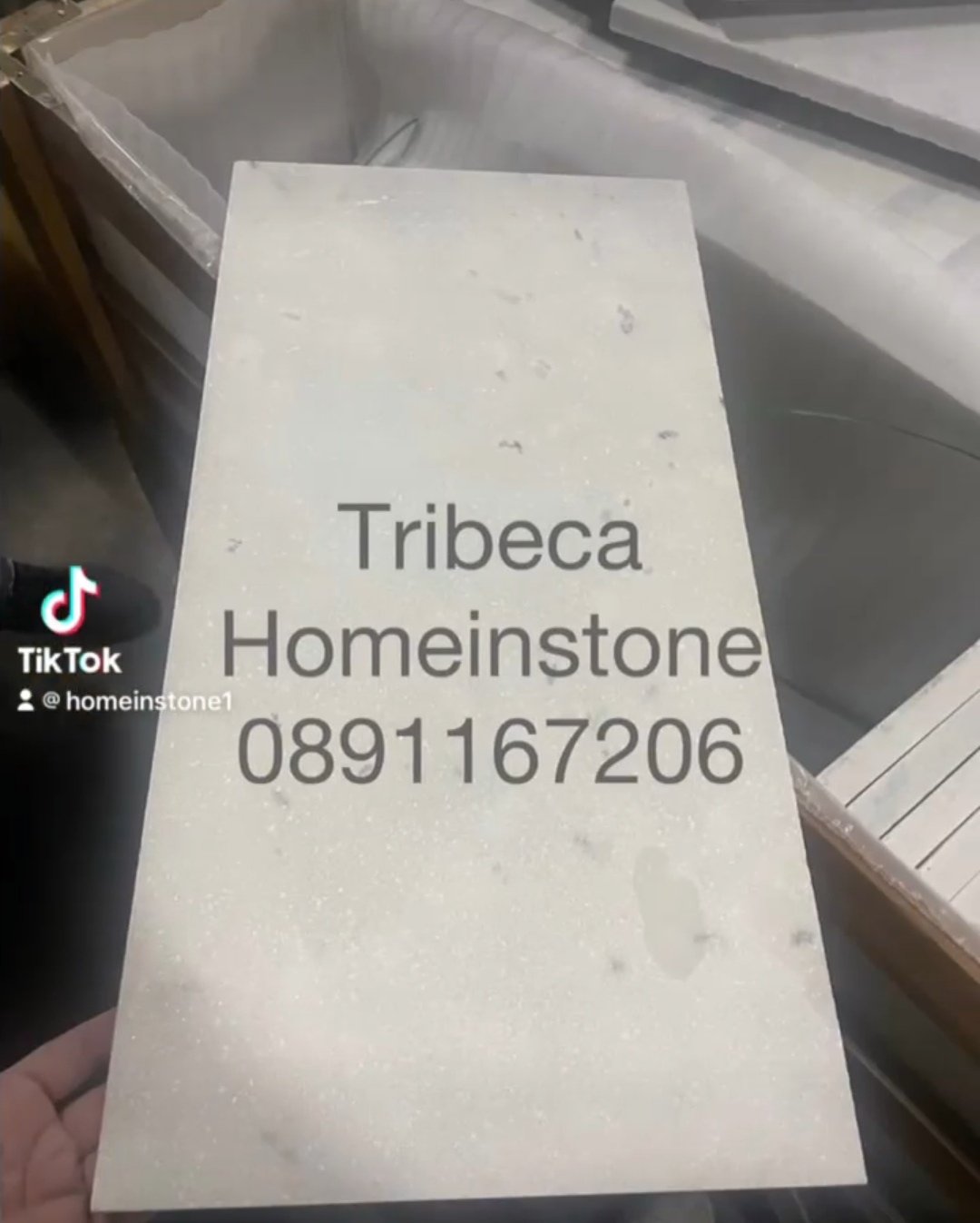 หินปูสระว่ายน้ำ white tribeca สีขาวผสมเทาอ่อนๆ