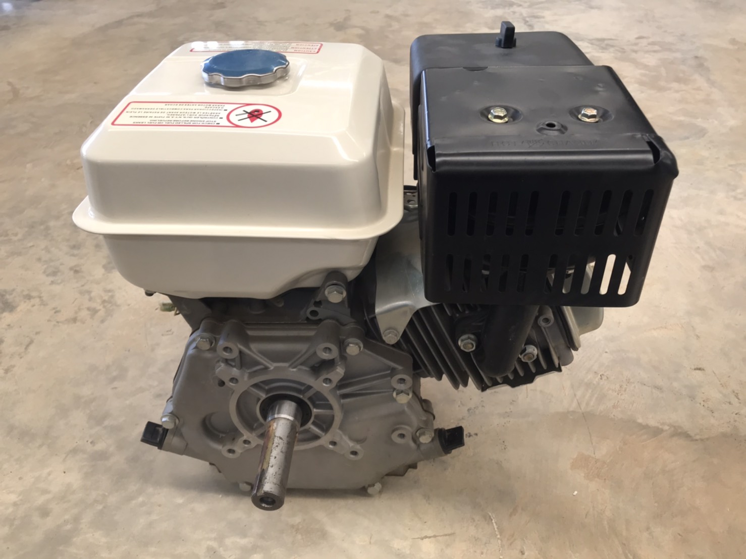 เครื่องยนต์เบนซิน LT-173F 9HP. HYNO