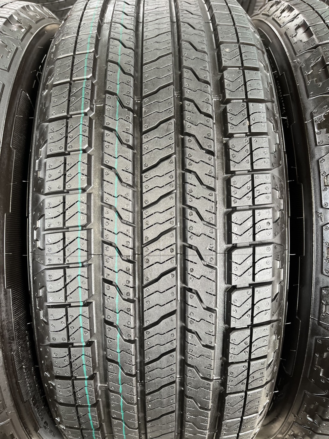 ✨ยางใหม่ป้ายแดง✨255-55-20 Goodyear💥ปี 25💥🚘เหมาะสำหรับ รถกระบะตัวสูง และ SUV ทุกรุ่น