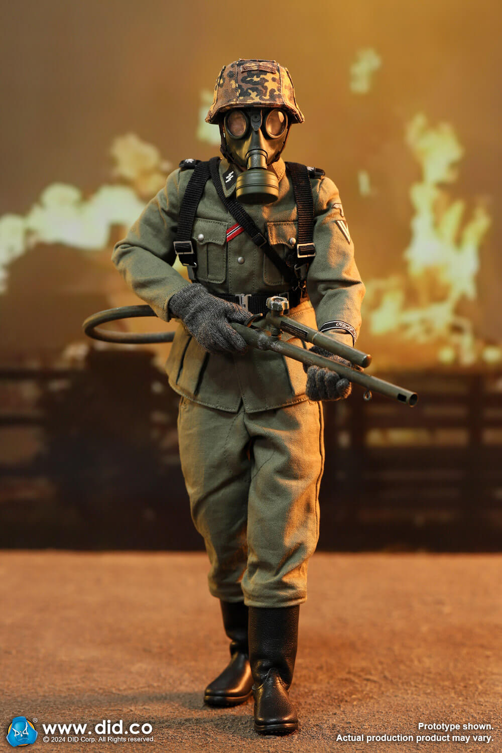 DID D80177 WWII German LAH Division Heer Flammenwerfer Gefreiter - Joerg
