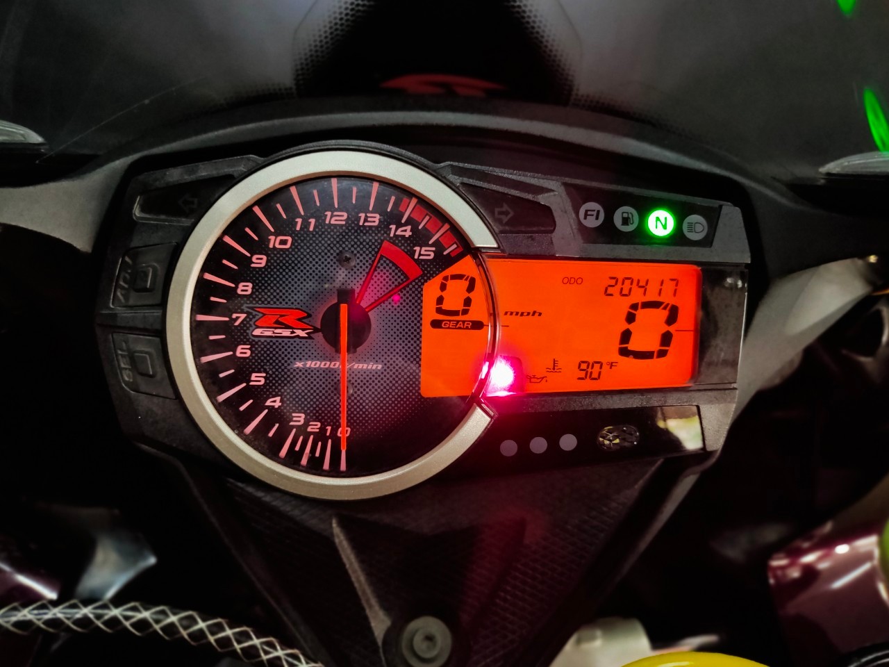 🐬 ได้เวลาโลมาโชว์ตัว #GSX-R1000 สเปค 🇺🇸 จดทะเบียน ธ.ค. ปี 2014 แต่งเต็มพร้อมบิน...ขี่อย่างมันส์‼️