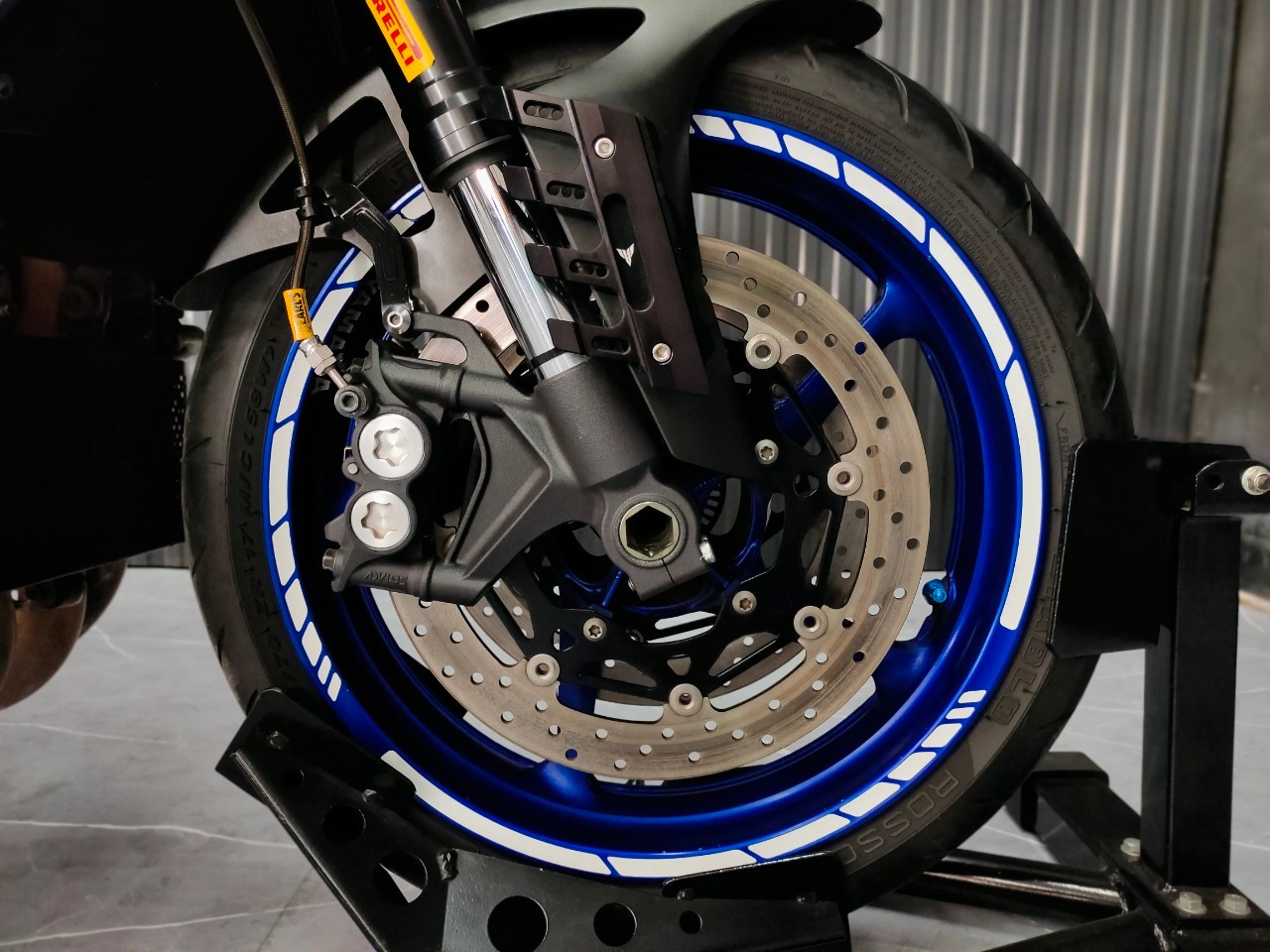 ถูกสุดในประเทศไทย‼️ กับพี่ใหญ่สายToque . . .YAMAHA MT-10 จดปี17 รถเกรดดี_มีดีที่ราคา พร้อมโปร (ดาวน์30%) ออกรถ 900 ไม่ค้ำ ⁉️