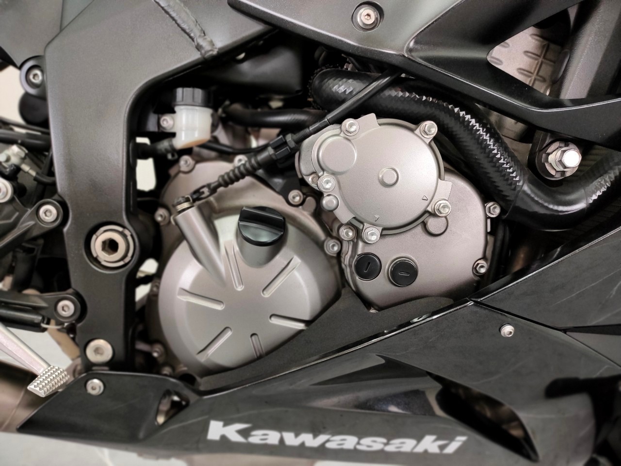 📣 ทรงสปอร์ตที่เป็นกระแส KAWASAKI ZX6R จดปี 2022 โมเดล19 ✨ นางฟ้า 6,xxx โลแท้...สภาพนี้มากี่คันก็หมด 😘