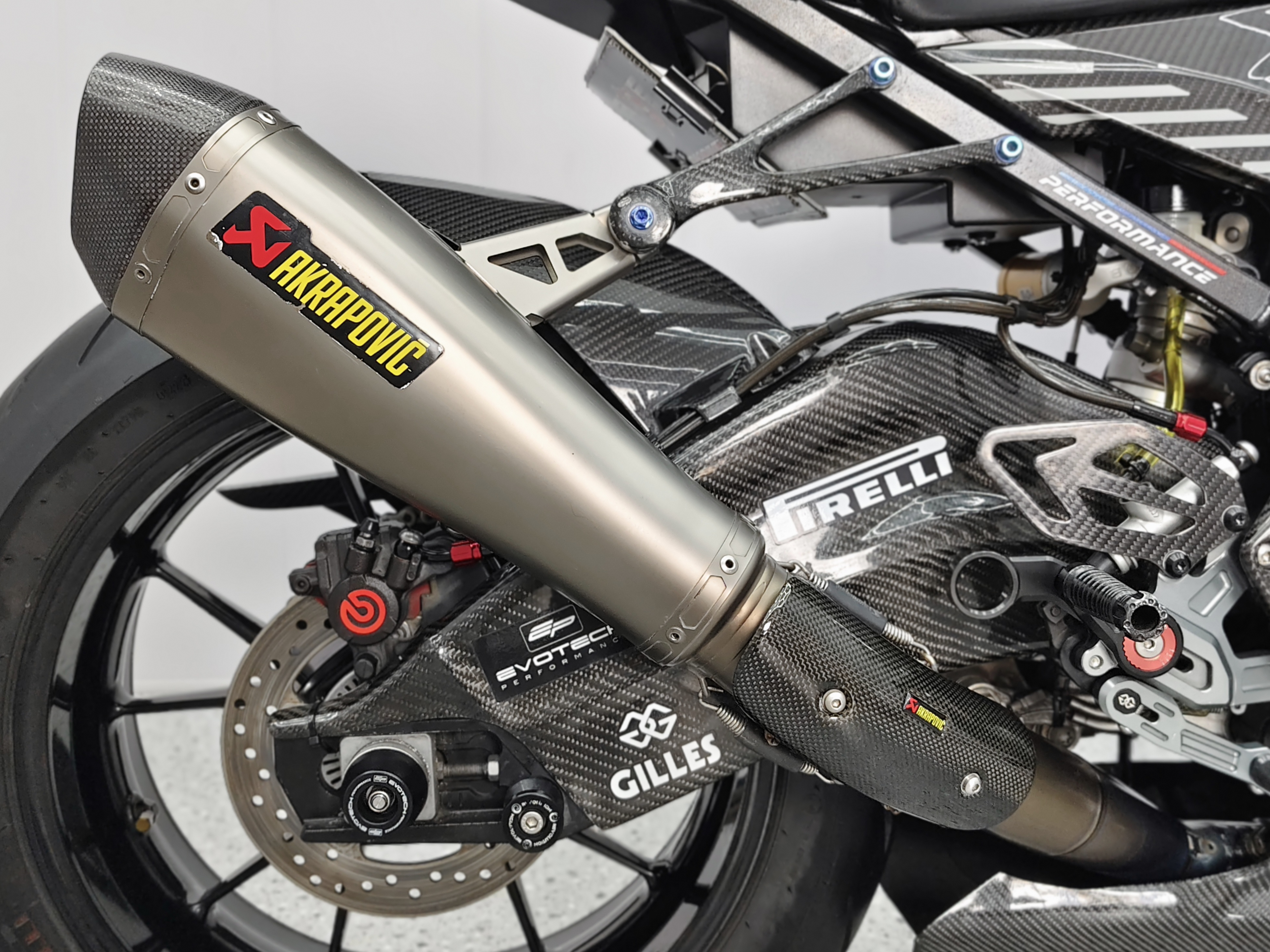 🦈 ฉลามบุก....ชุดแต่ง Full Carbon‼️ BMW S1000RR abs PRO กลางปี 2017 สุดจัดในย่านนี้ 💥 Serviceใหญ่แล้ว