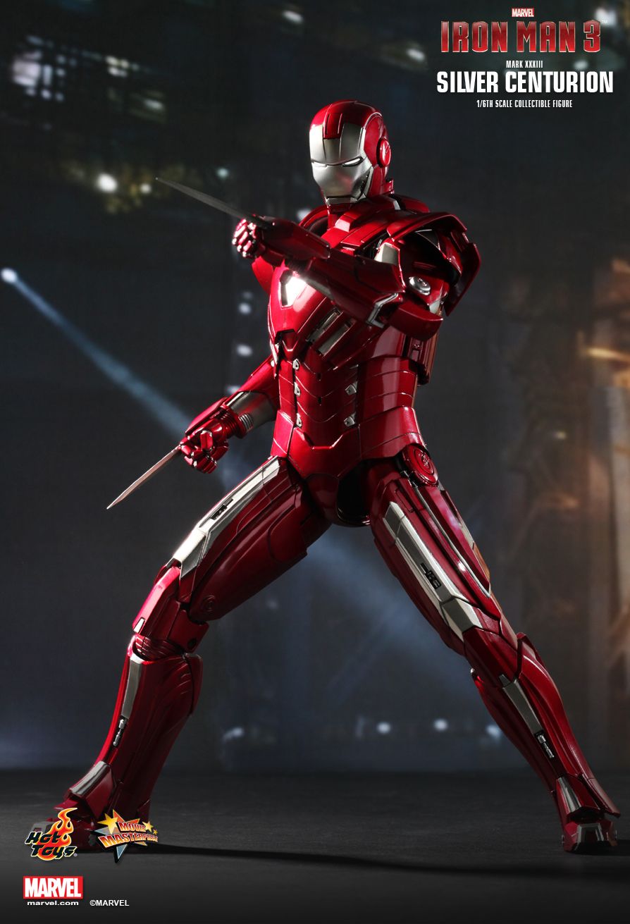 Hot Toys MMS213 IRON MAN 3 - SILVER CENTURION (MARK XXXIII)
