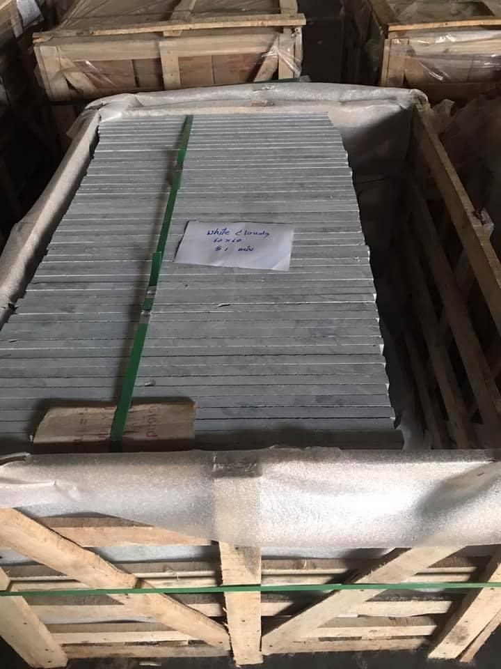 หินปูสระว่ายน้ำรุ่น White Cloudy