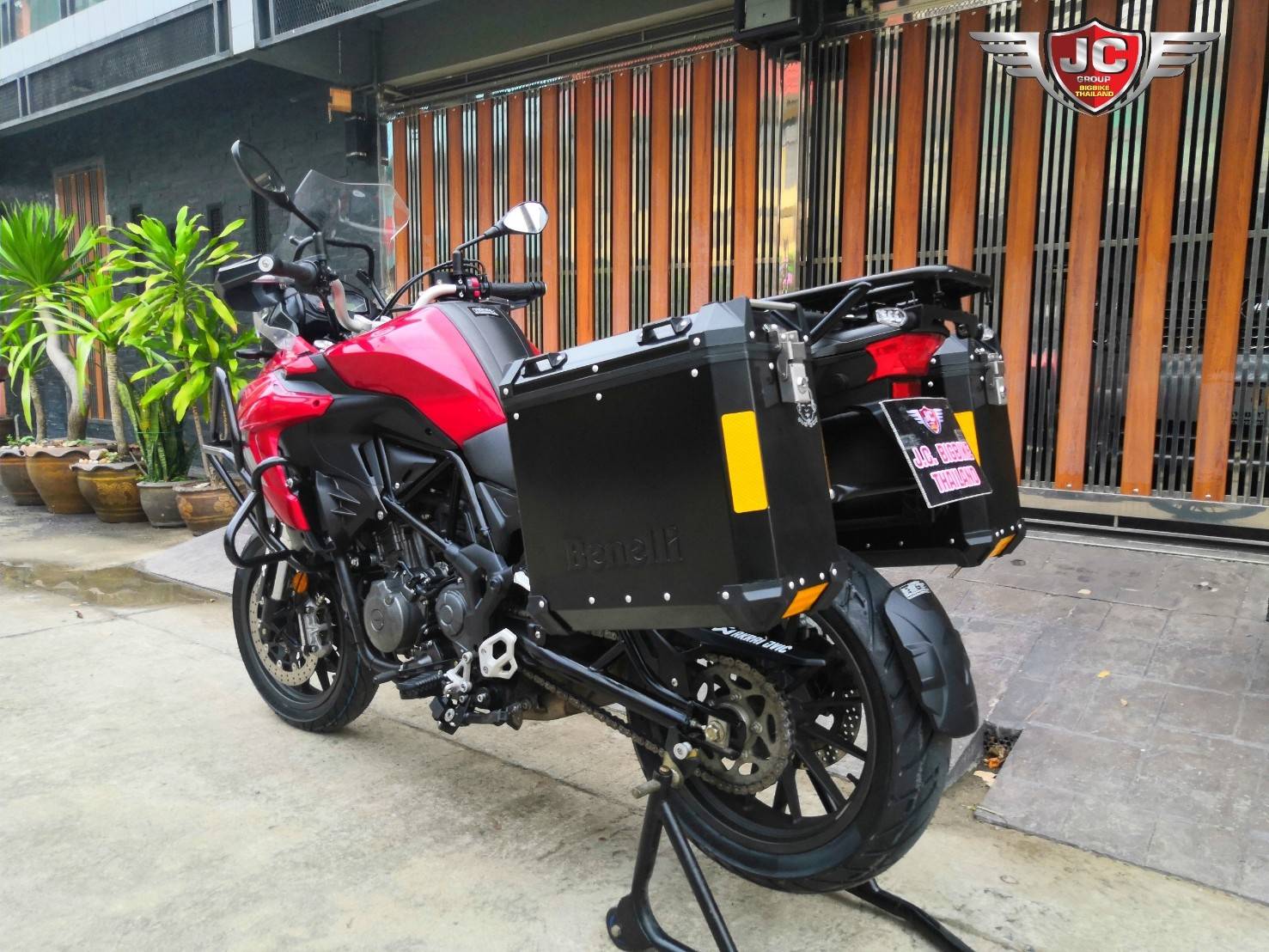 TRK502_abs จดทะเบียนปี 2020 สวยๆใสๆอ๊อปชั่นเต็มคัน