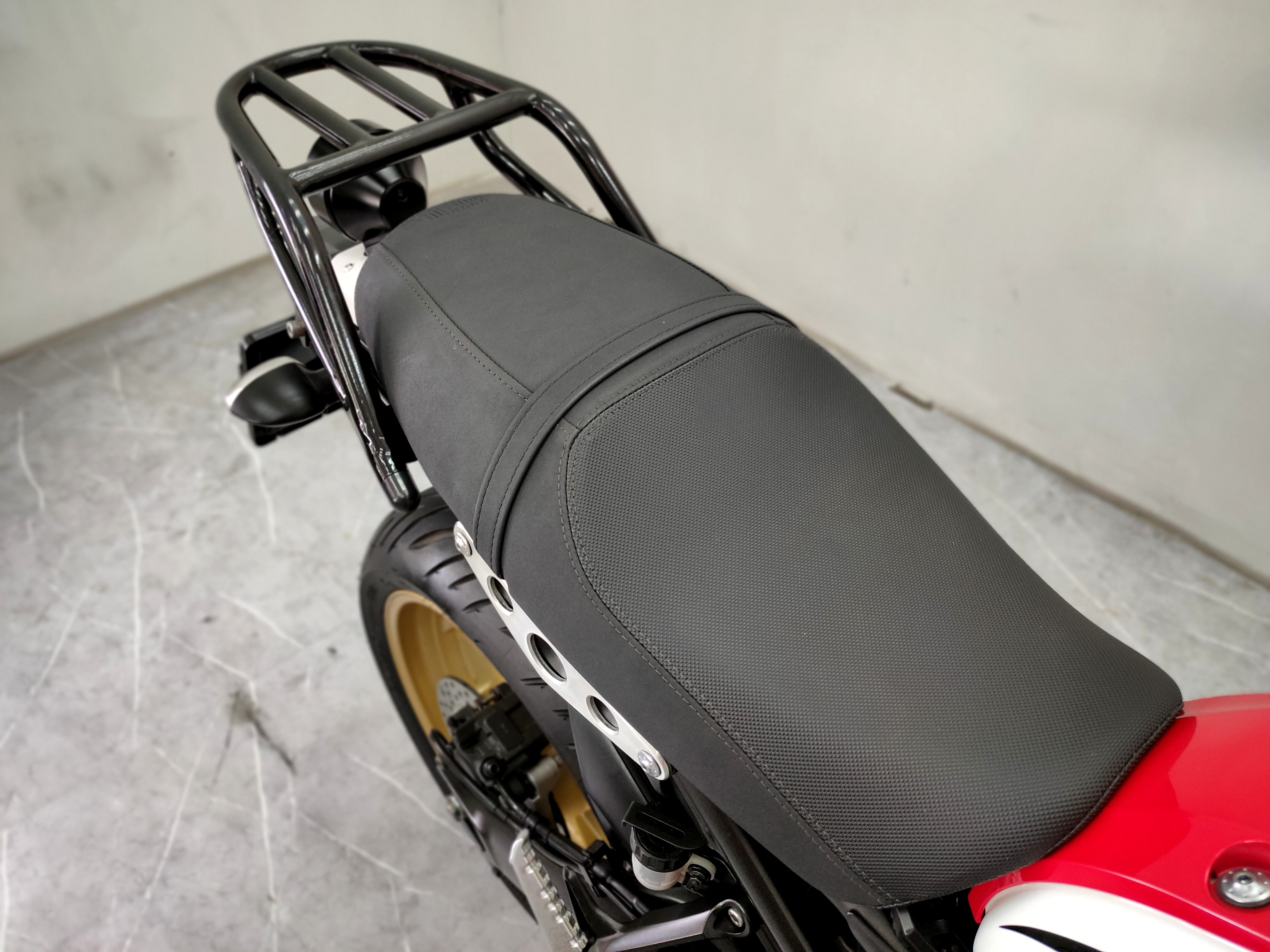 โป๊ะ💥 จัดคันนี้ไปหายห่วงแน่นอน YAMAHA XSR900 จดปี 22 โมเดล20 "Retro Classic" . . . พร้อมประกันชั้น1️⃣ คุ้มๆ จบๆ ออกรถเพียง 12600 เท่านั้น⁉️(กรณีผ่อนเท่านั้น)