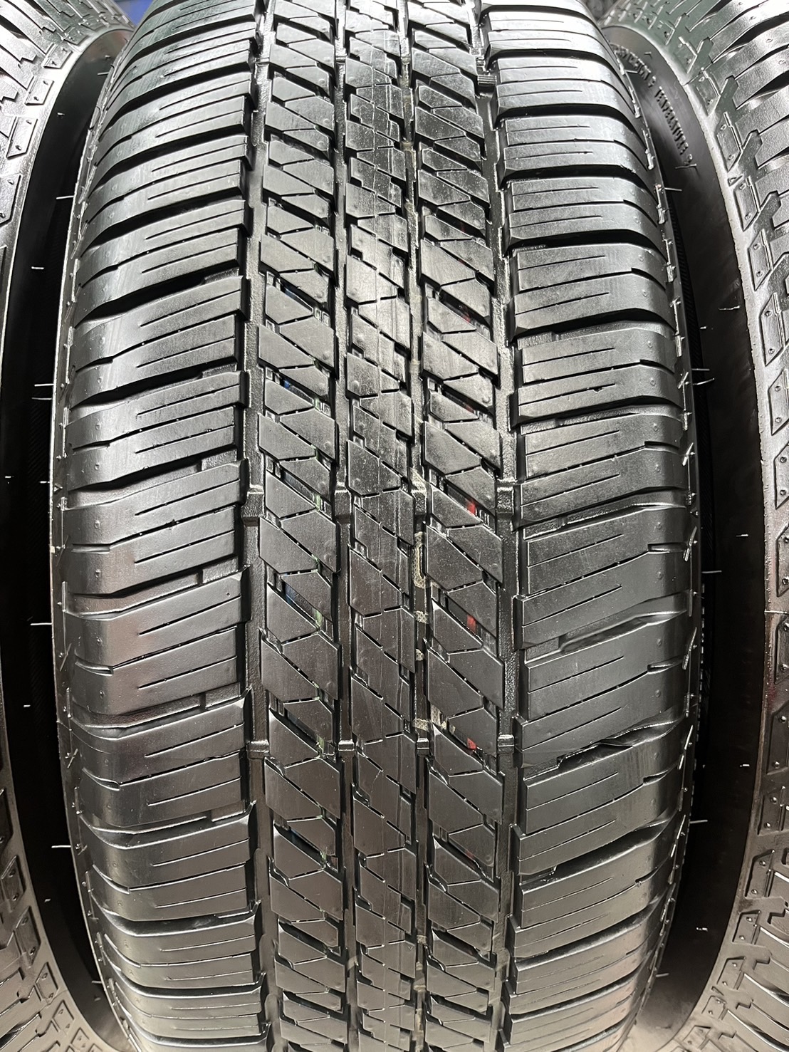 ♨ปี 24♨✨ล้อแม็กพร้อมยางน้องๆป้ายแดง✨ISUZU D-Max รุ่นใหม่ล่าสุด ขอบ 18 ดำหน้าเงา💖