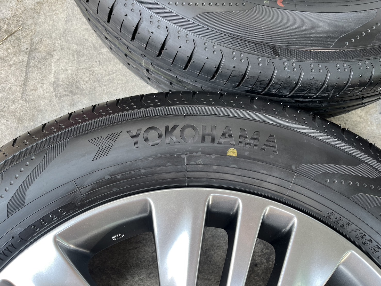 ✨ล้อแม็กพร้อมยางป้ายแดง✨Toyota Alphard (40-Series) รุ่นใหม่ล่าสุด ขอบ 18 สีไฮเปอร์💖สวยกริ๊บ💖