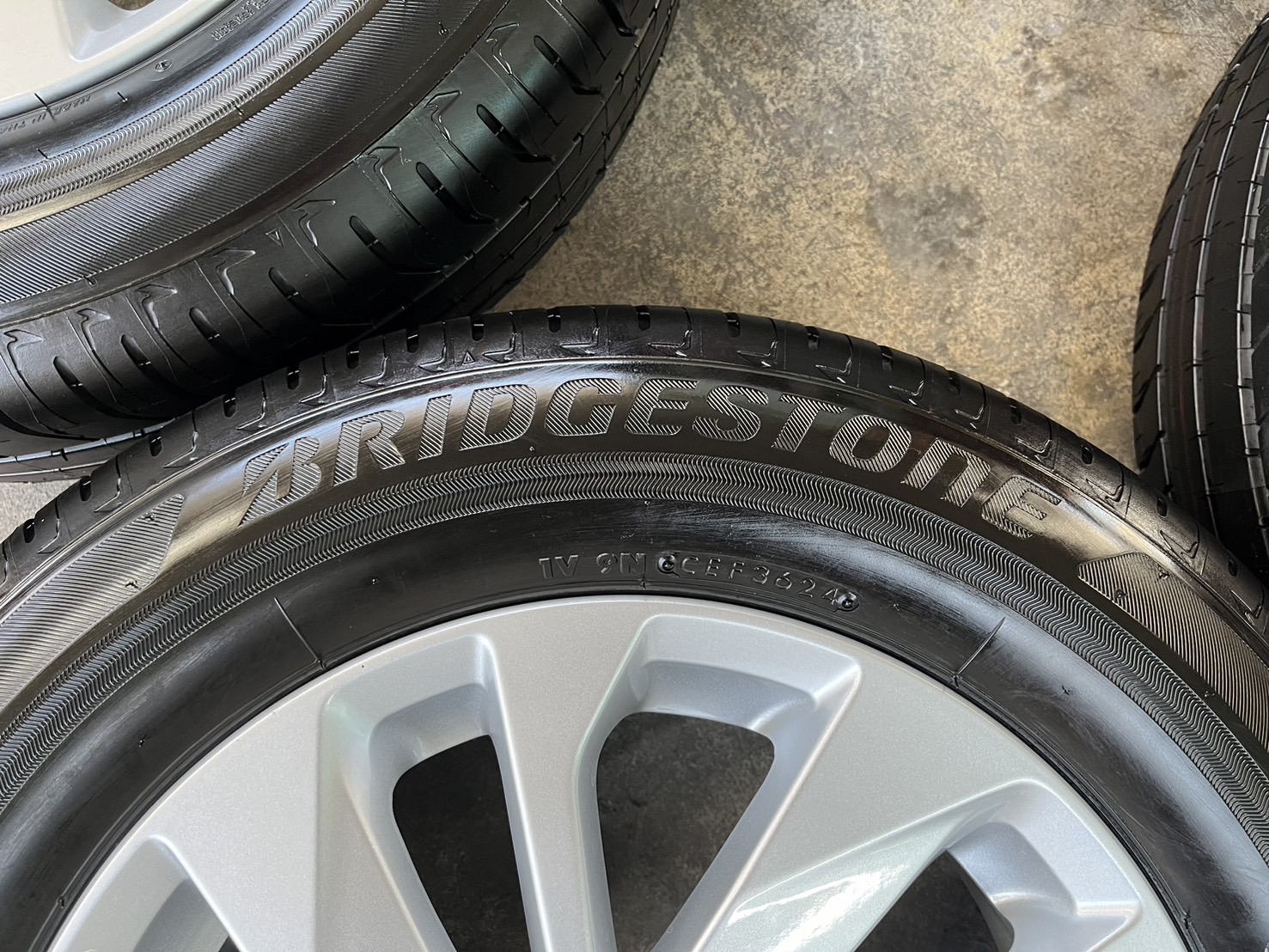 ✨ล้อแม็กพร้อมยางป้ายแดง✨Nissan Almera รุ่นใหม่ ขอบ 15💖ใหม่กริ๊บ💖