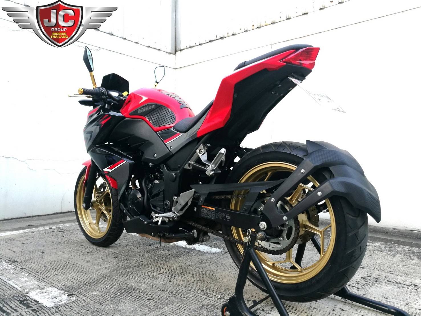 รถสวยราคาถูกมากใครได้คันนี่ไปขับหล่อเรย