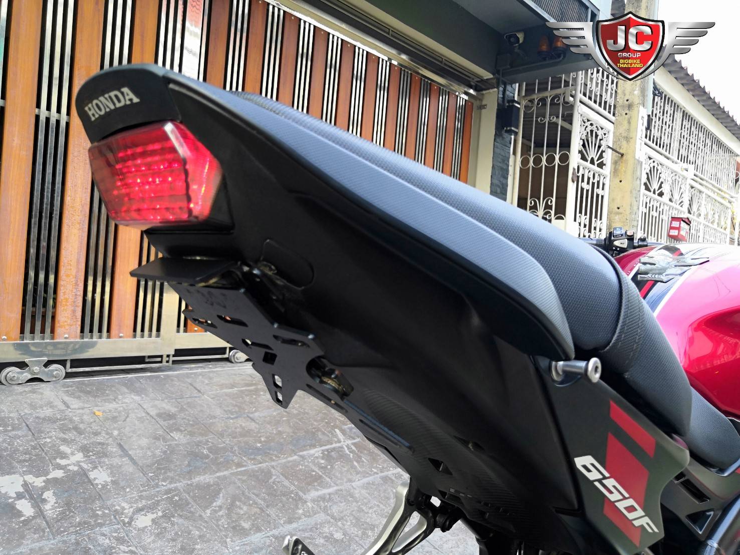 #CB650F รถกลางปี 2018 ไมล์แท้ 5,xxx KM. แต่งสวยพร้อมขี่หล่อกันเลย