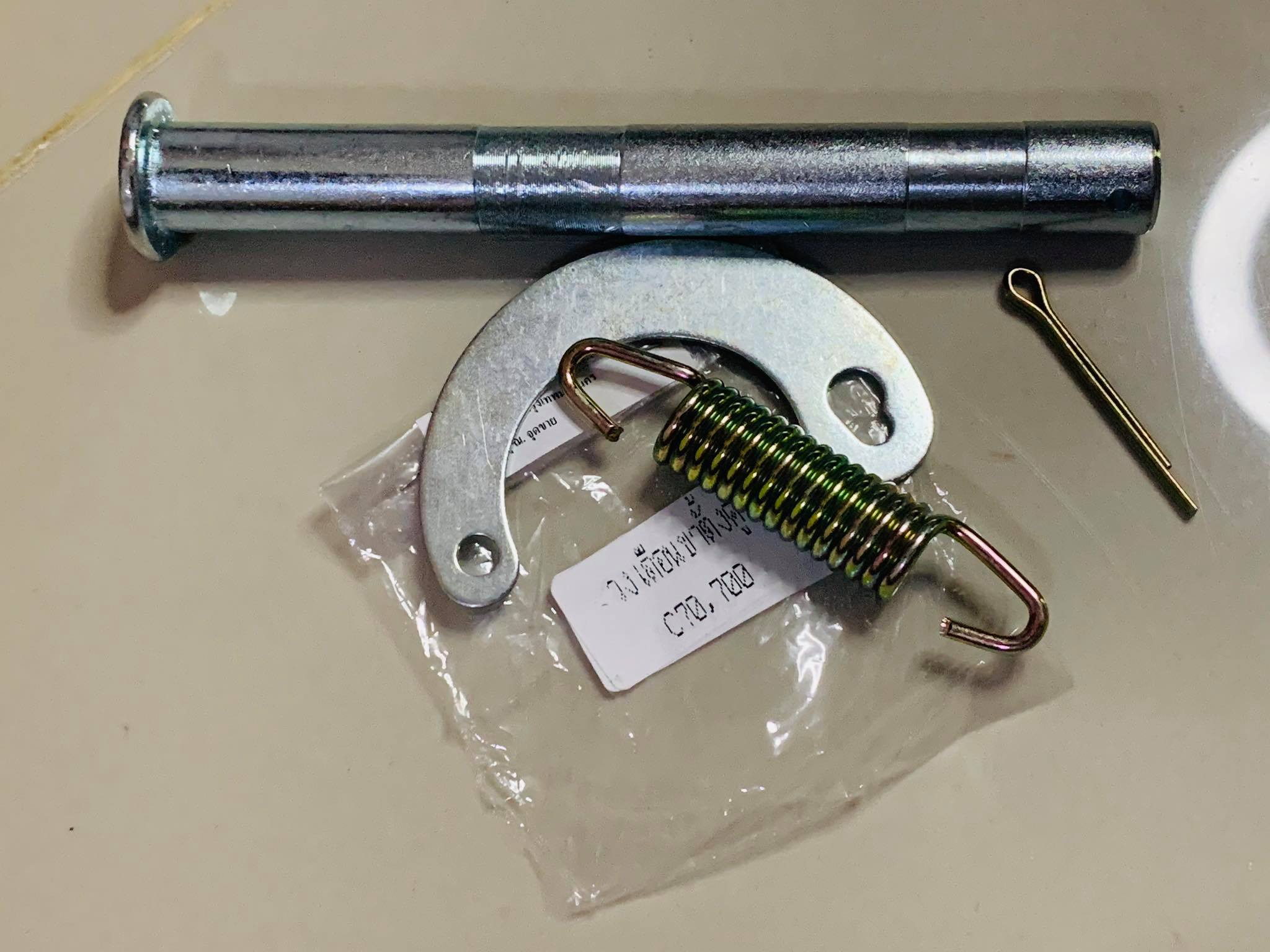 แกนขาตั้ง+วงเดือน+สปริง ชาลี c70 c700 ตรงรุ่น