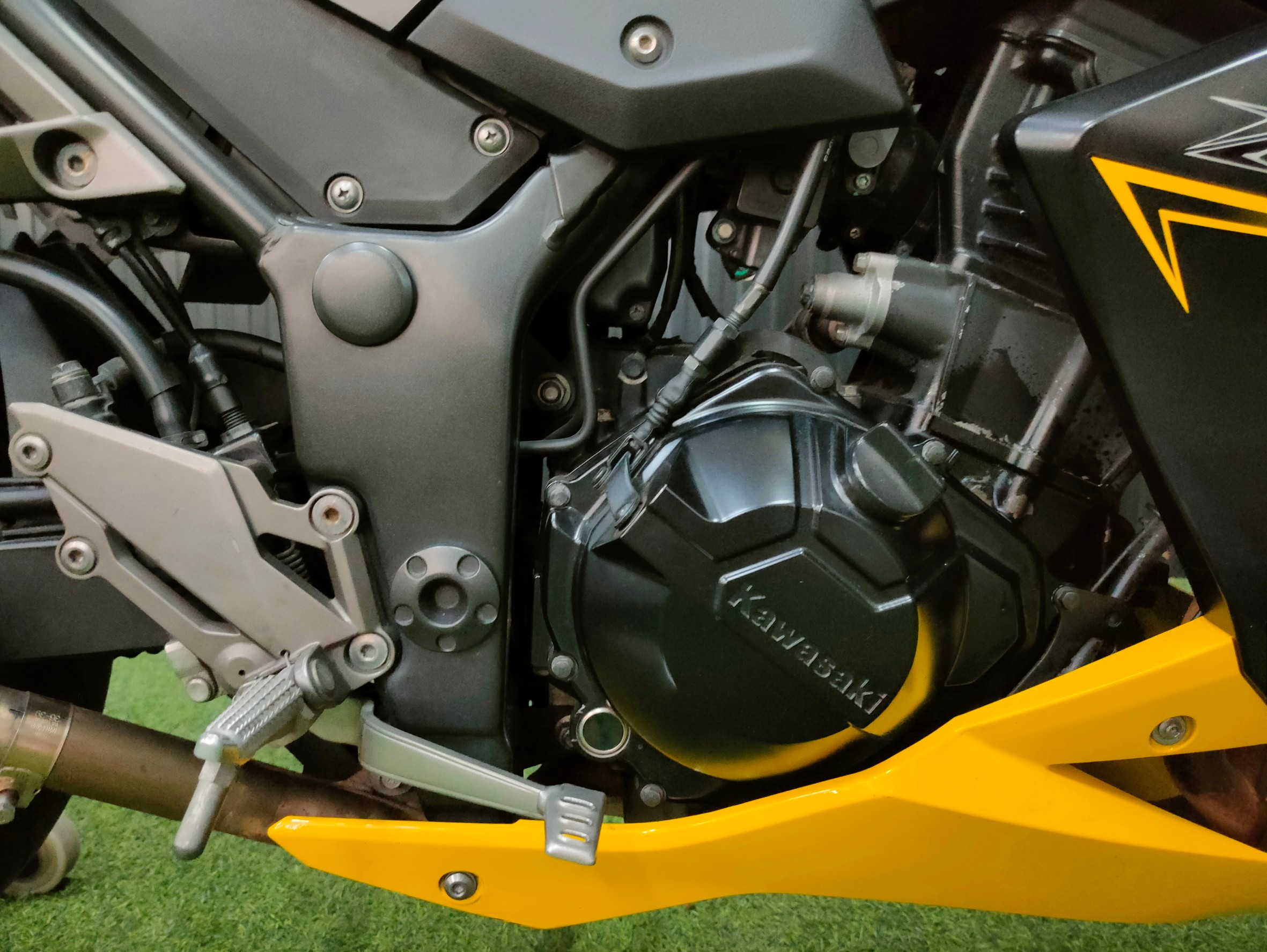 จี๊ดเลย‼️ สีนี้ 🤗 KAWASAKI Z300 จดกลางปี 2015 ใครหัดขับ มาจัดไปเลยจ้า 🤘