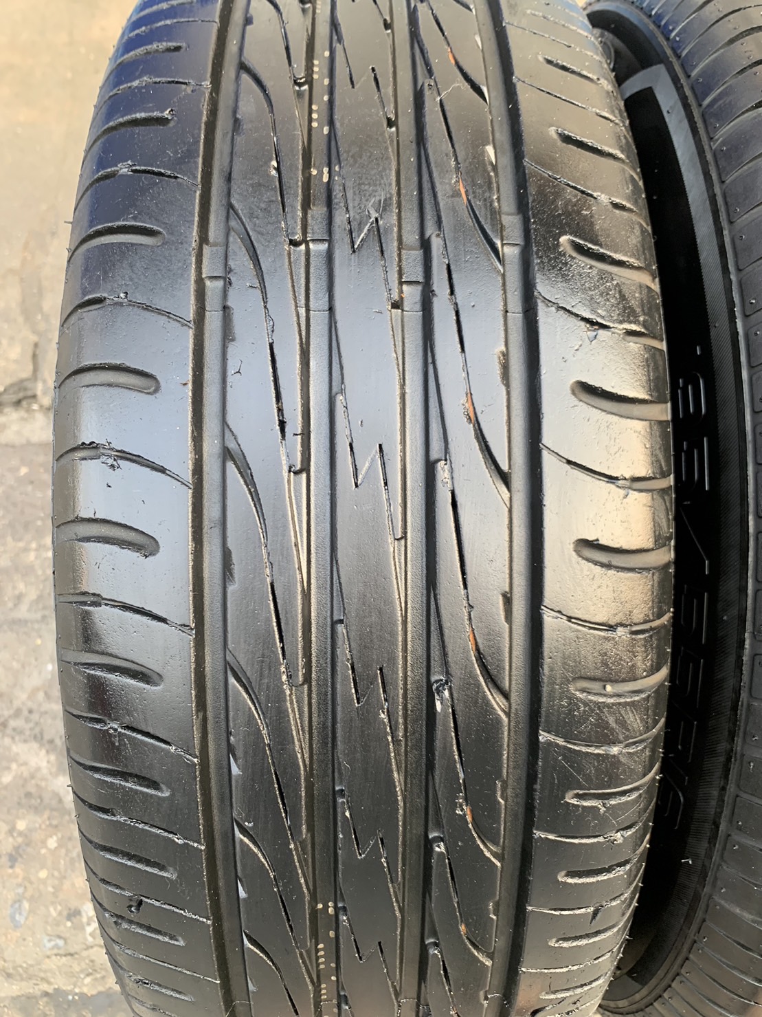 ✨ล้อแม็ก 4รู100✨MG 3 ขอบ 16 ดำหน้าเงา พร้อมยาง 195-55-16 MAXXIS ปลายปี 17