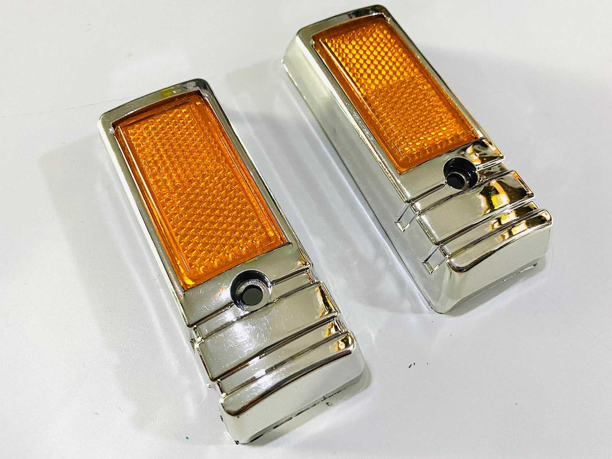 ทับทิมดรีมคุรุสภาขาว แดง ส้ม สีเขียว พลาสติกสีชุบ L7-8