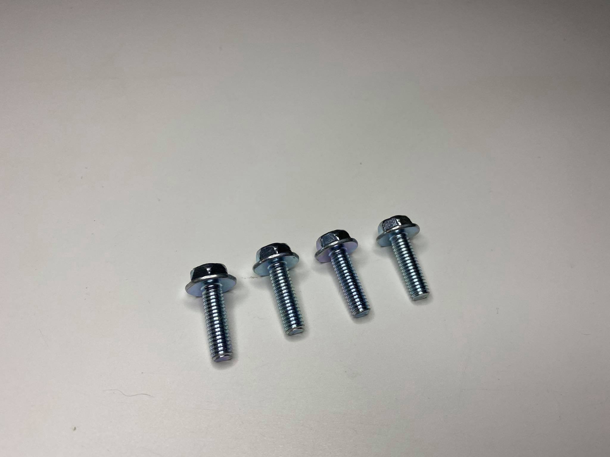 น็อตกันตกดรีม99 ดรีมC100P 4 ตัว